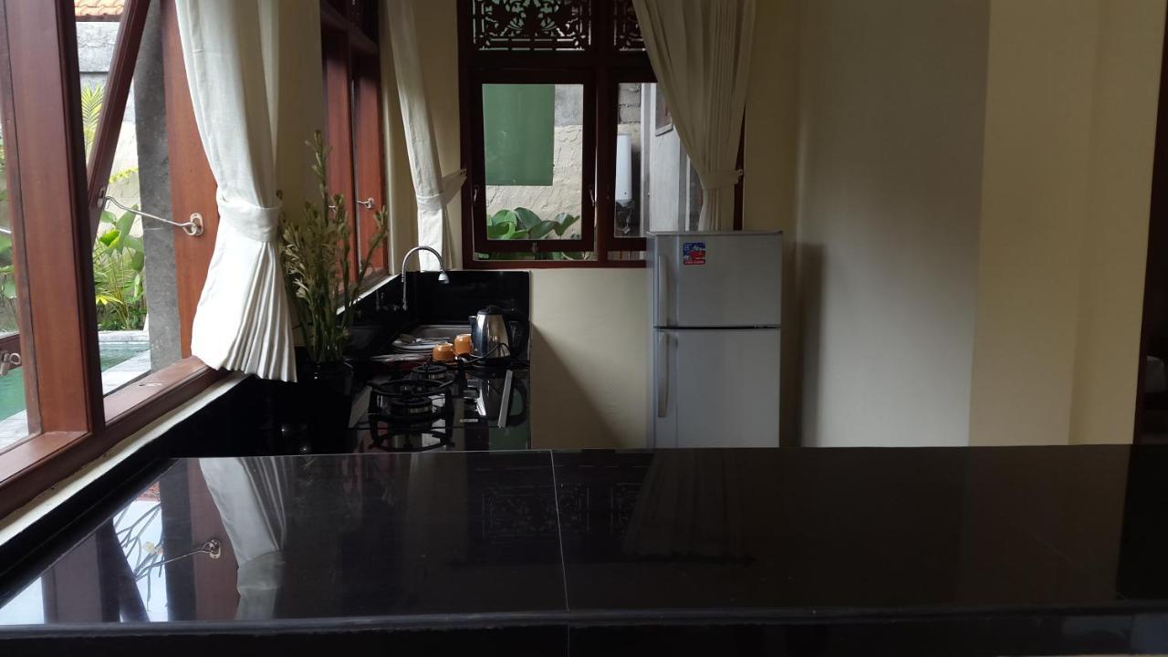 Villa Bungsil Gading ウブド エクステリア 写真