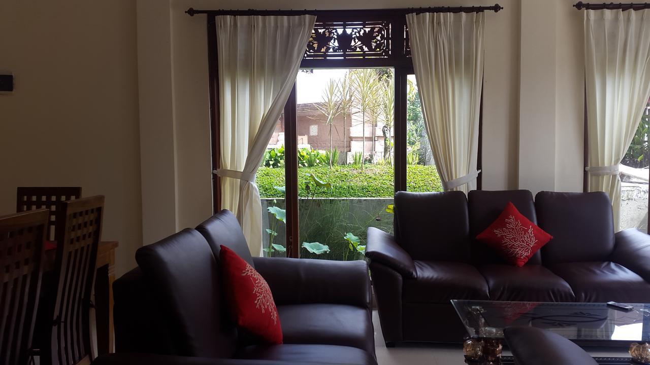 Villa Bungsil Gading ウブド エクステリア 写真