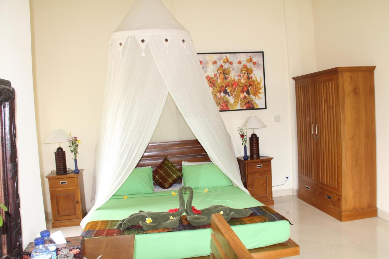 Villa Bungsil Gading ウブド エクステリア 写真