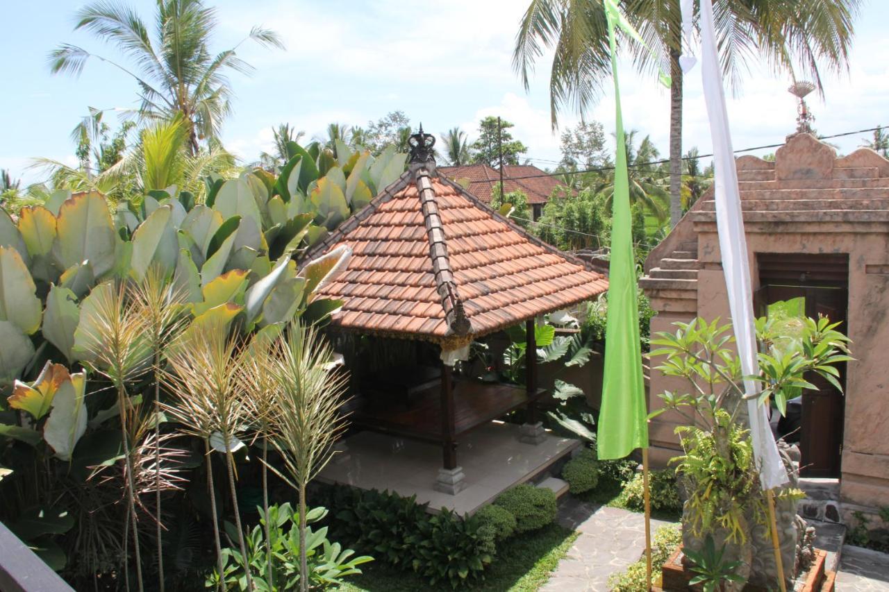 Villa Bungsil Gading ウブド エクステリア 写真