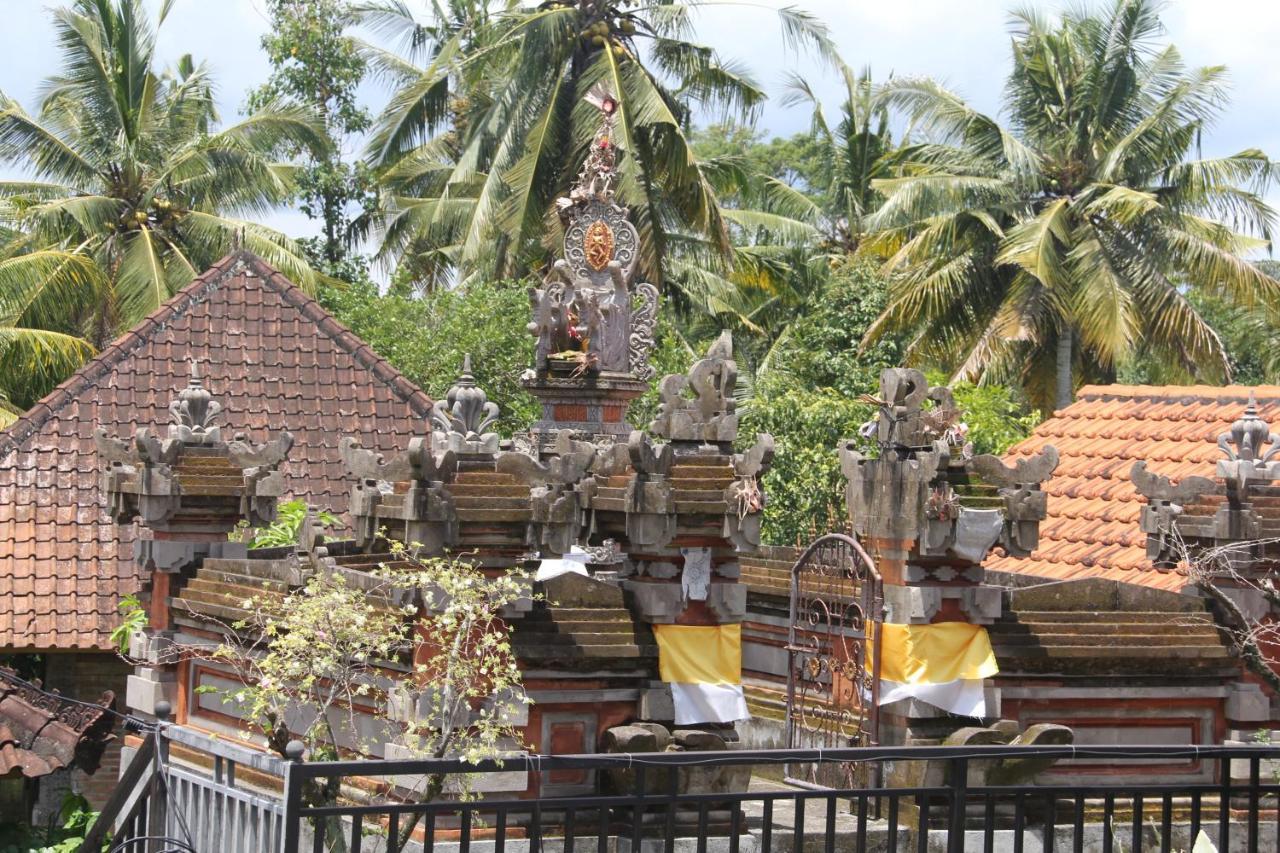 Villa Bungsil Gading ウブド エクステリア 写真