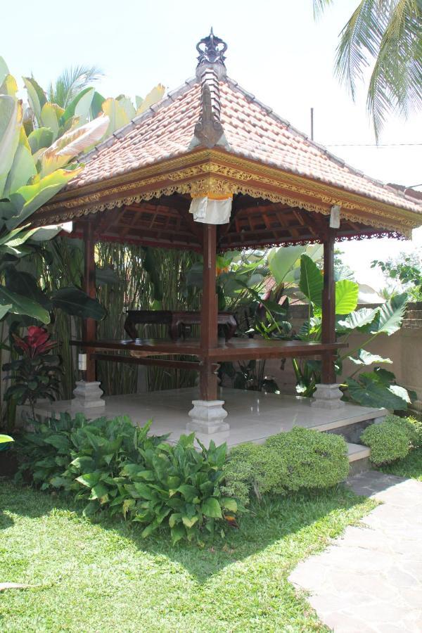 Villa Bungsil Gading ウブド エクステリア 写真