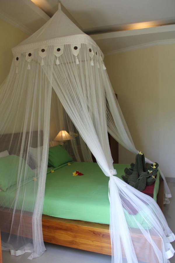 Villa Bungsil Gading ウブド エクステリア 写真