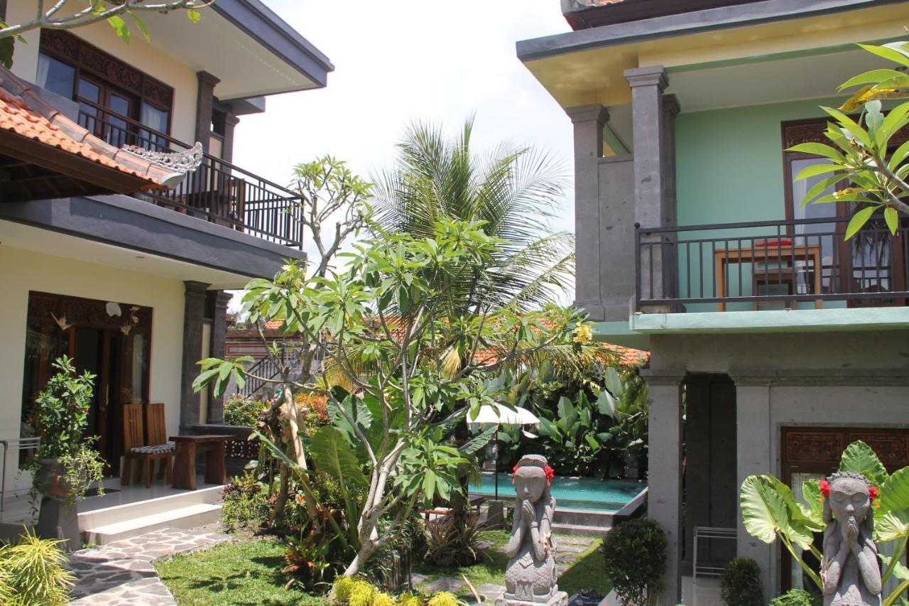 Villa Bungsil Gading ウブド エクステリア 写真