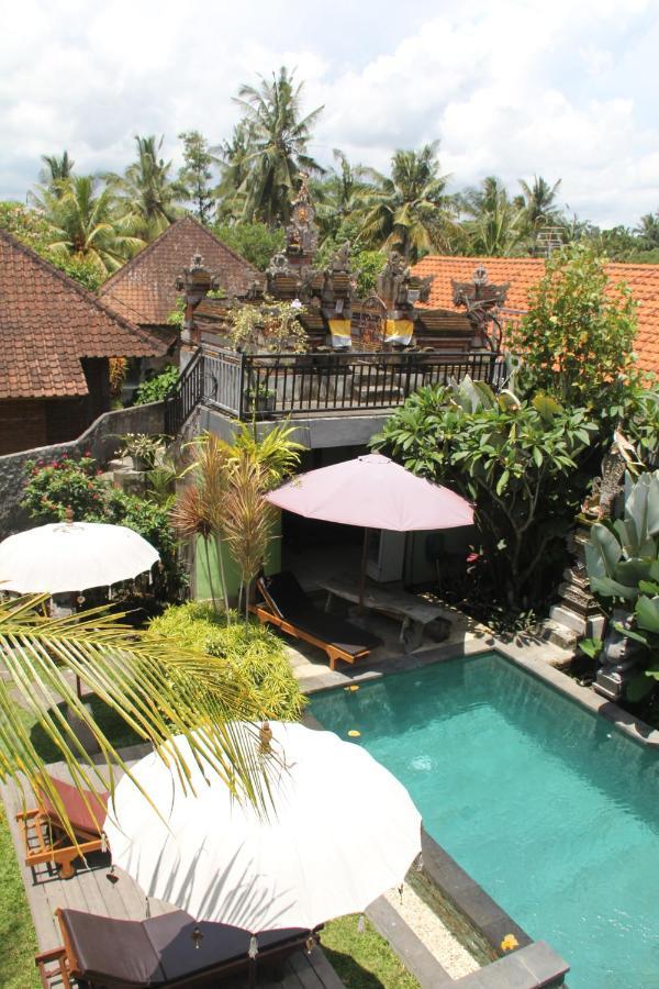 Villa Bungsil Gading ウブド エクステリア 写真