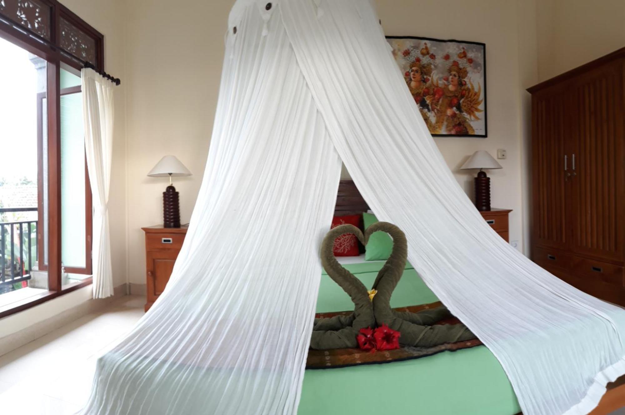 Villa Bungsil Gading ウブド エクステリア 写真